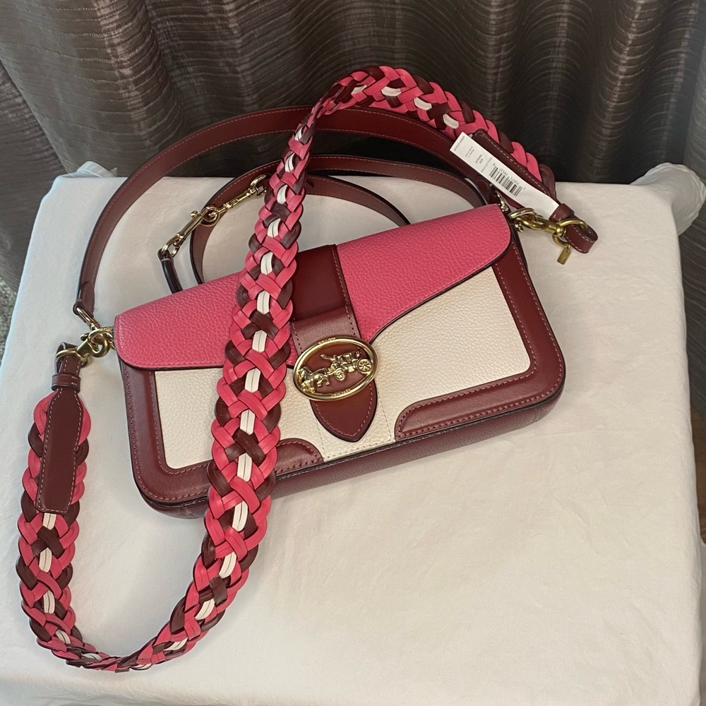 NWOT Coach Georgie Shoulder Bag NWT Coach Strap With Weaving